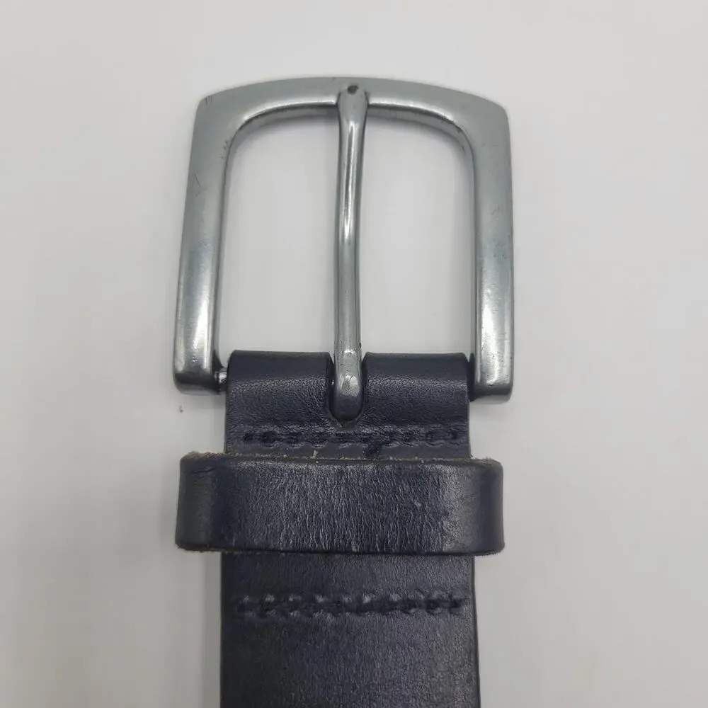 Gap Belt Mens 36 Black Leather Casual Minimalist Everyday Classic Silver Buckle